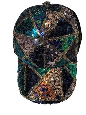 NWOT Sparkly Sequin Ball Cap Hat Women One Size Black Gold Festive Sparkly